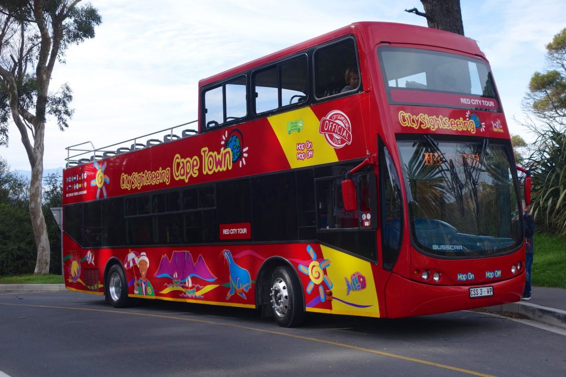 Rote City Sightseeing Bus