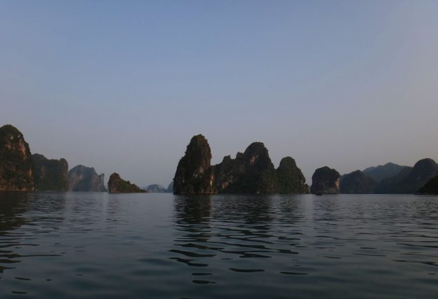 ha_long_bay_vietnam_040