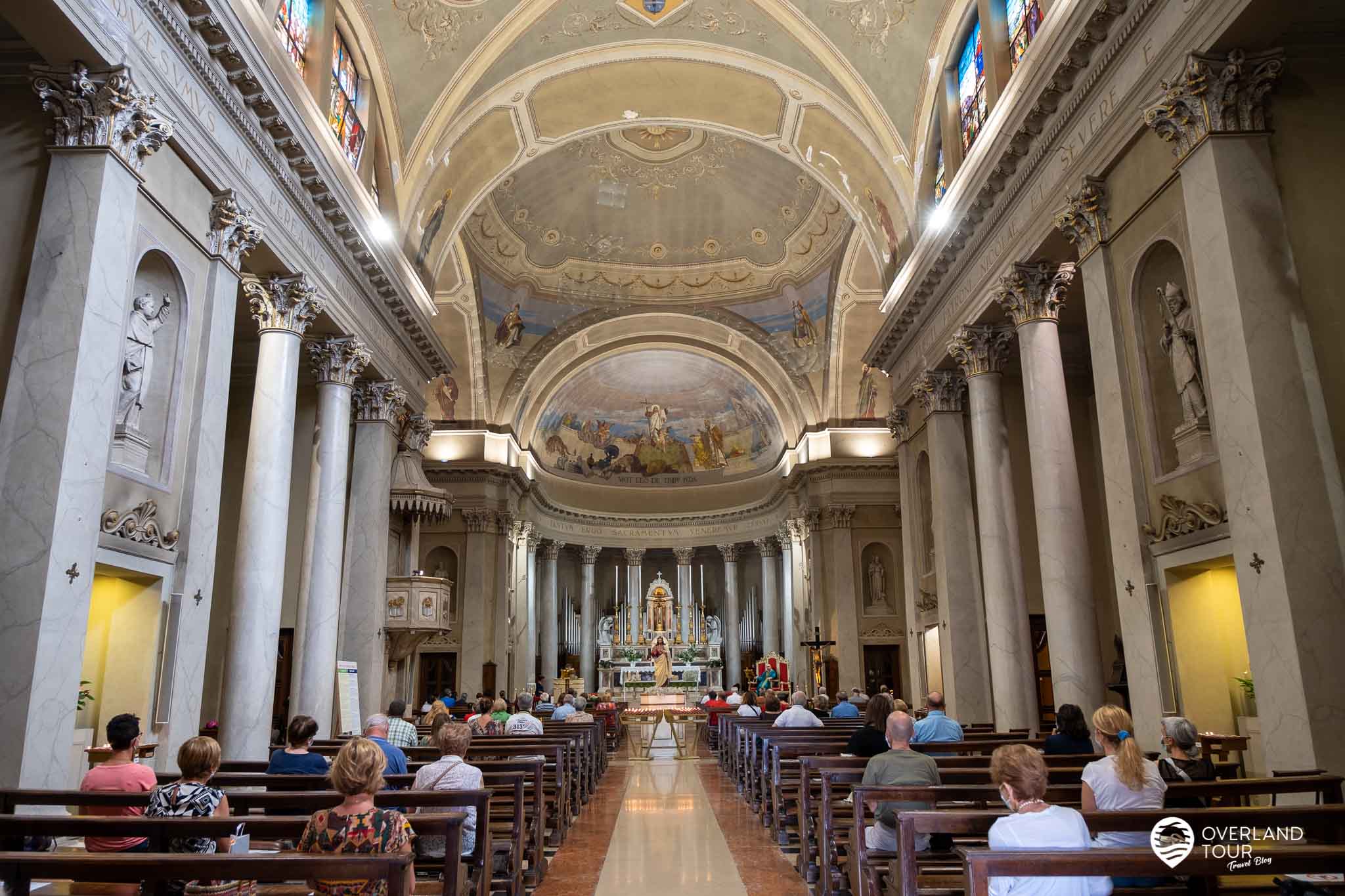 Bardolino Sehenswürdigkeiten am Gardasee: Die Pfarrkirche Santi Nicolò e Severo