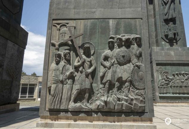 The Chronicle of Georgia in Tiflis oder Tbilisi’s Stonehenge