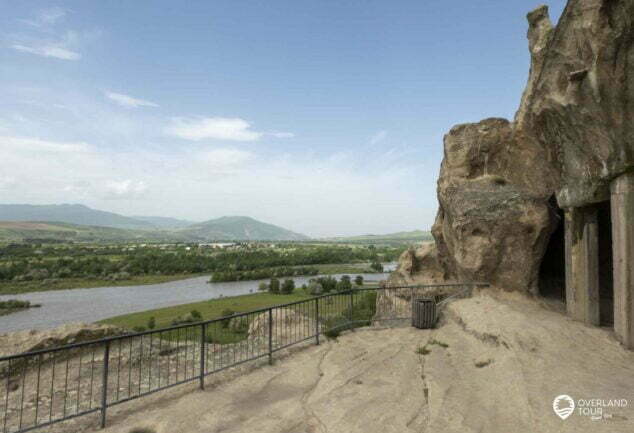 Uplisziche Höhlenstadt – Die Festung am Fluss Kura