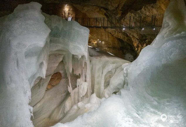 Dachstein Rieseneishöhle Ausflugsziel in Obertraun