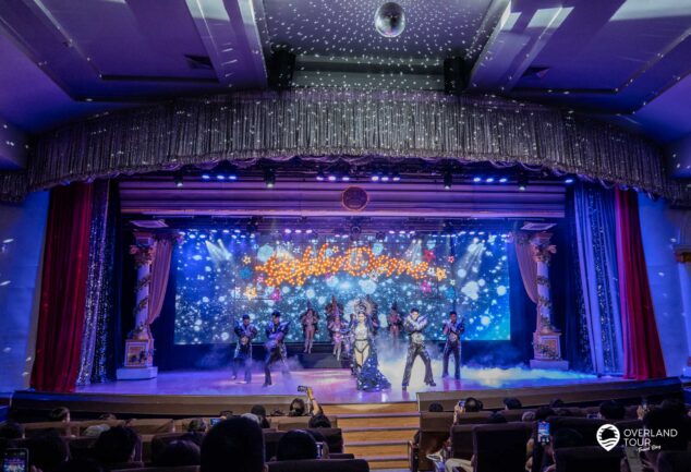 Golden Dome Cabaret & Ladyboy Show Bangkok