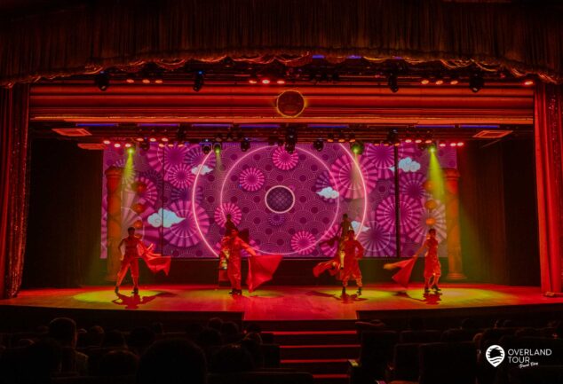 Golden Dome Cabaret & Ladyboy Show Bangkok